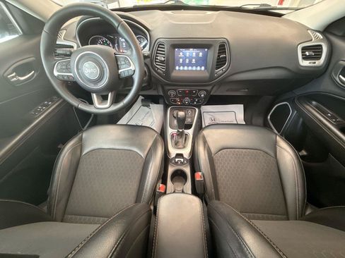 Used 2019 Jeep Compass Latitude AWD/4WD image 21