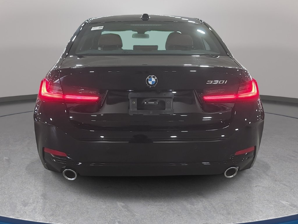 Used 2026 BMW 330i Sedan w/ Convenience Package RWD image 7
