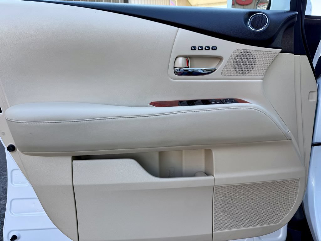 Used 2011 Lexus RX 350 2WD w/ Premium Pkg image 24