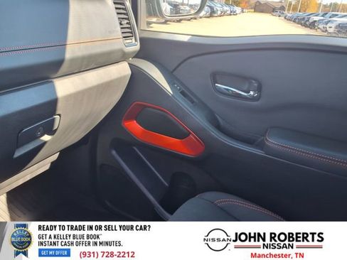 Certified 2024 Nissan Frontier PRO-4X w/ Technology Package image 8