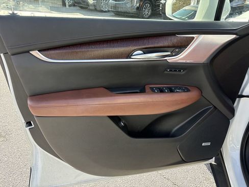 Used 2020 Cadillac XT5 Sportv w/ LPO, Floor Liner Package image 25