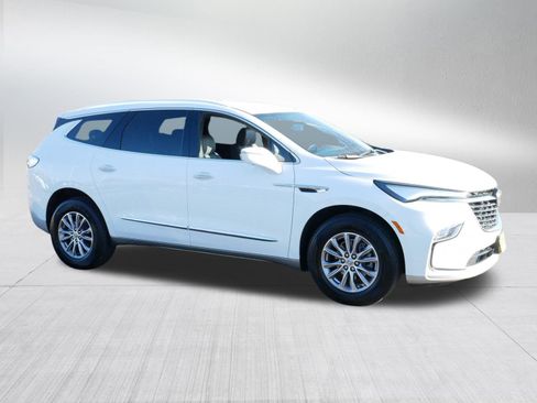 Used 2024 Buick Enclave Premium image 7