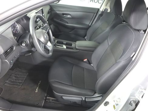 Certified 2022 Nissan Sentra S image 18