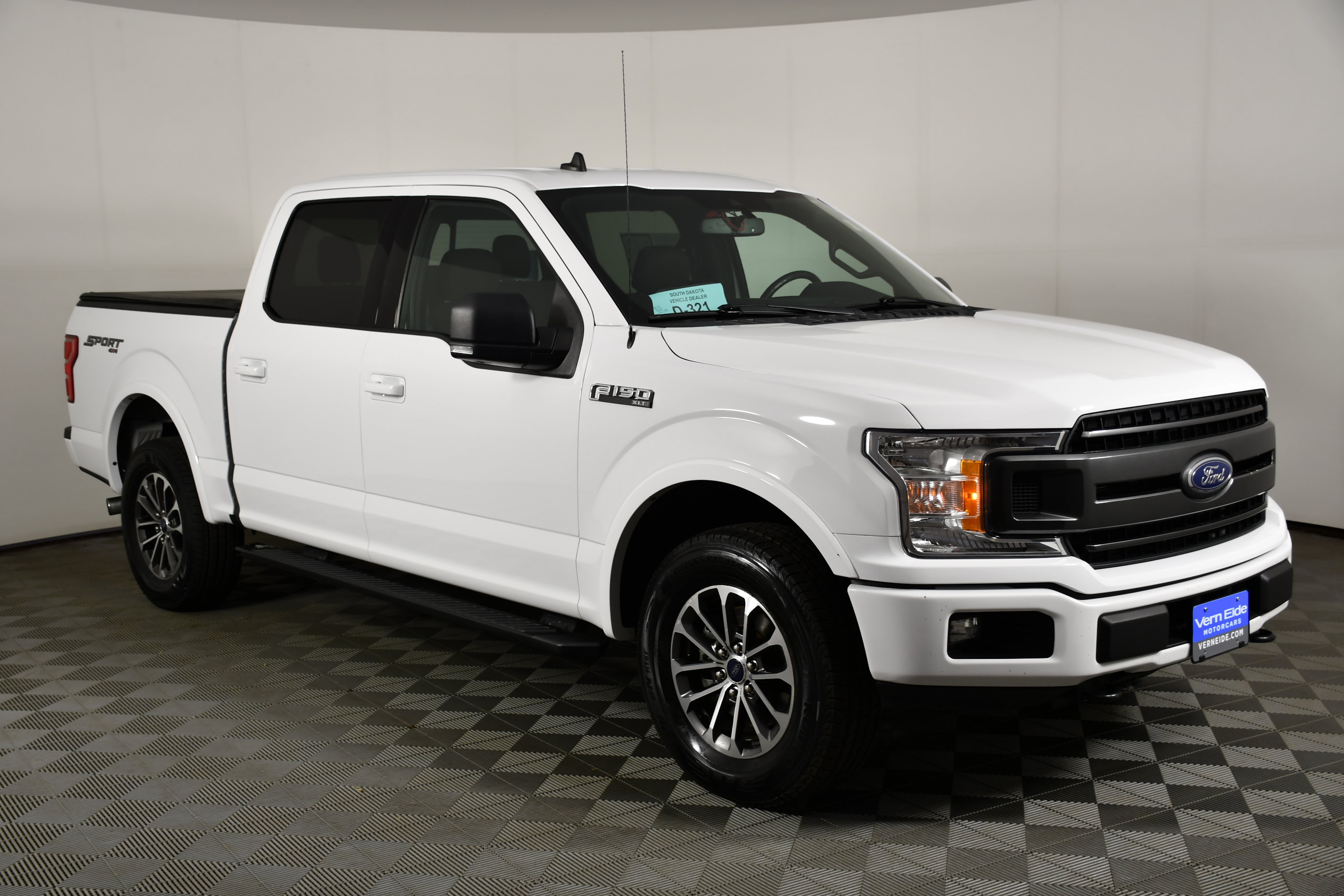Used 2020 Ford F150 XLT w/ Equipment Group 302A Luxury AWD/4WD image 4