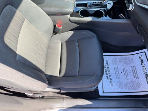 Used 2024 Nissan Altima 2.5 SV FWD image 42