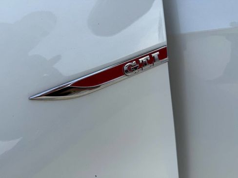Used 2015 Volkswagen GTI S image 29