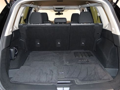 Used 2023 Nissan Rogue SV AWD/4WD image 12