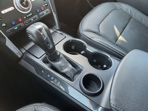 Used 2018 Ford Explorer Limited w/ Equipment Group 301A image 23