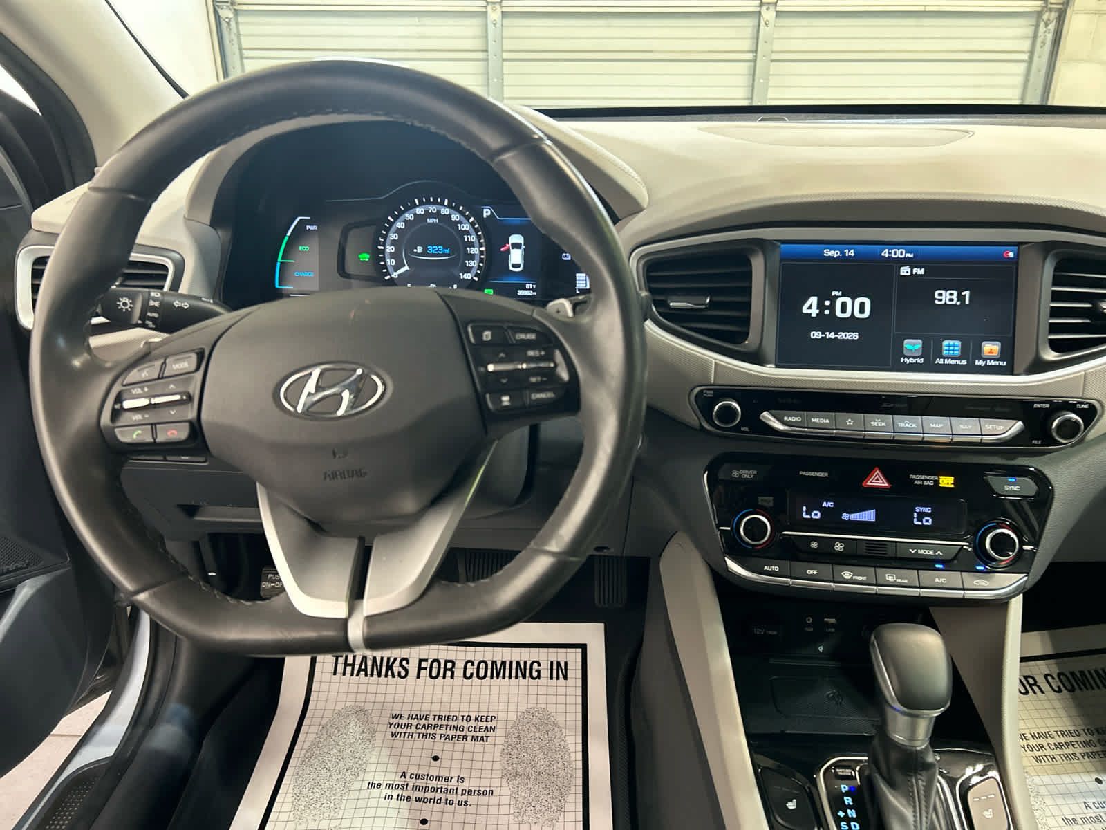 Used 2019 Hyundai Ioniq Limited w/ Ultimate Package 02 FWD image 9