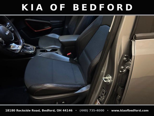 Certified 2024 Kia Soul GT-Line w/ Option Group 020 FWD image 13