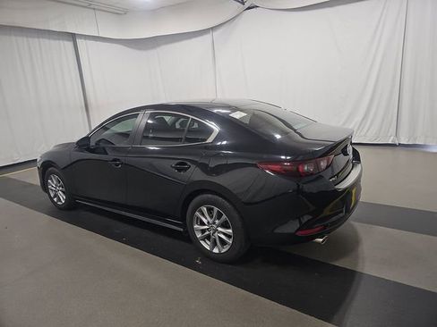 Used 2025 MAZDA MAZDA3 s image 4