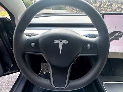 Used 2021 Tesla Model 3 Performance image 23