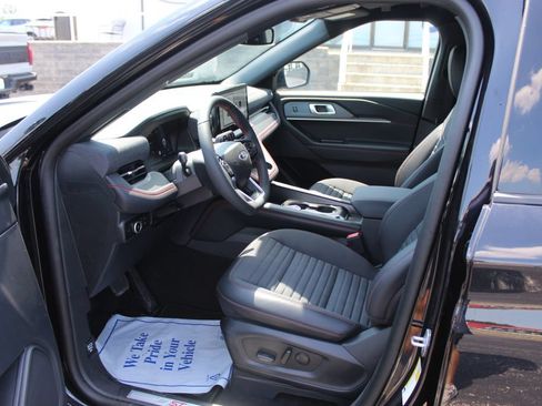 New 2026 Ford Explorer ST-Line w/ ST-Line Street Pack AWD/4WD image 22