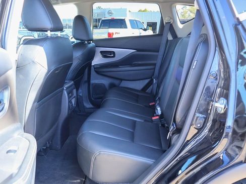 Used 2023 Nissan Murano SV image 9