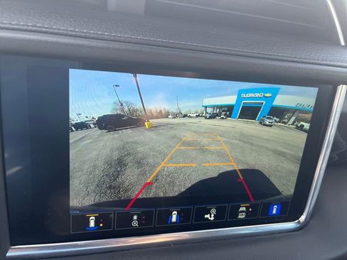 Used 2023 GMC Yukon Denali image 14