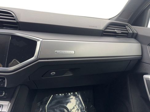 Used 2025 Audi Q3 2.0T Premium AWD/4WD image 59