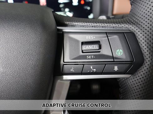 New 2025 Mitsubishi Outlander SEL image 6