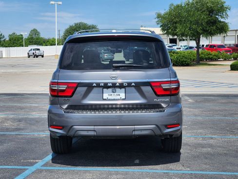 Used 2022 Nissan Armada Platinum w/ Captain's Chairs Package AWD/4WD image 33