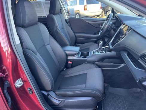 Used 2022 Subaru Outback Premium image 18