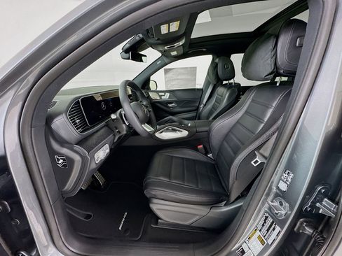 New 2026 Mercedes-Benz GLS 450 4MATIC image 23