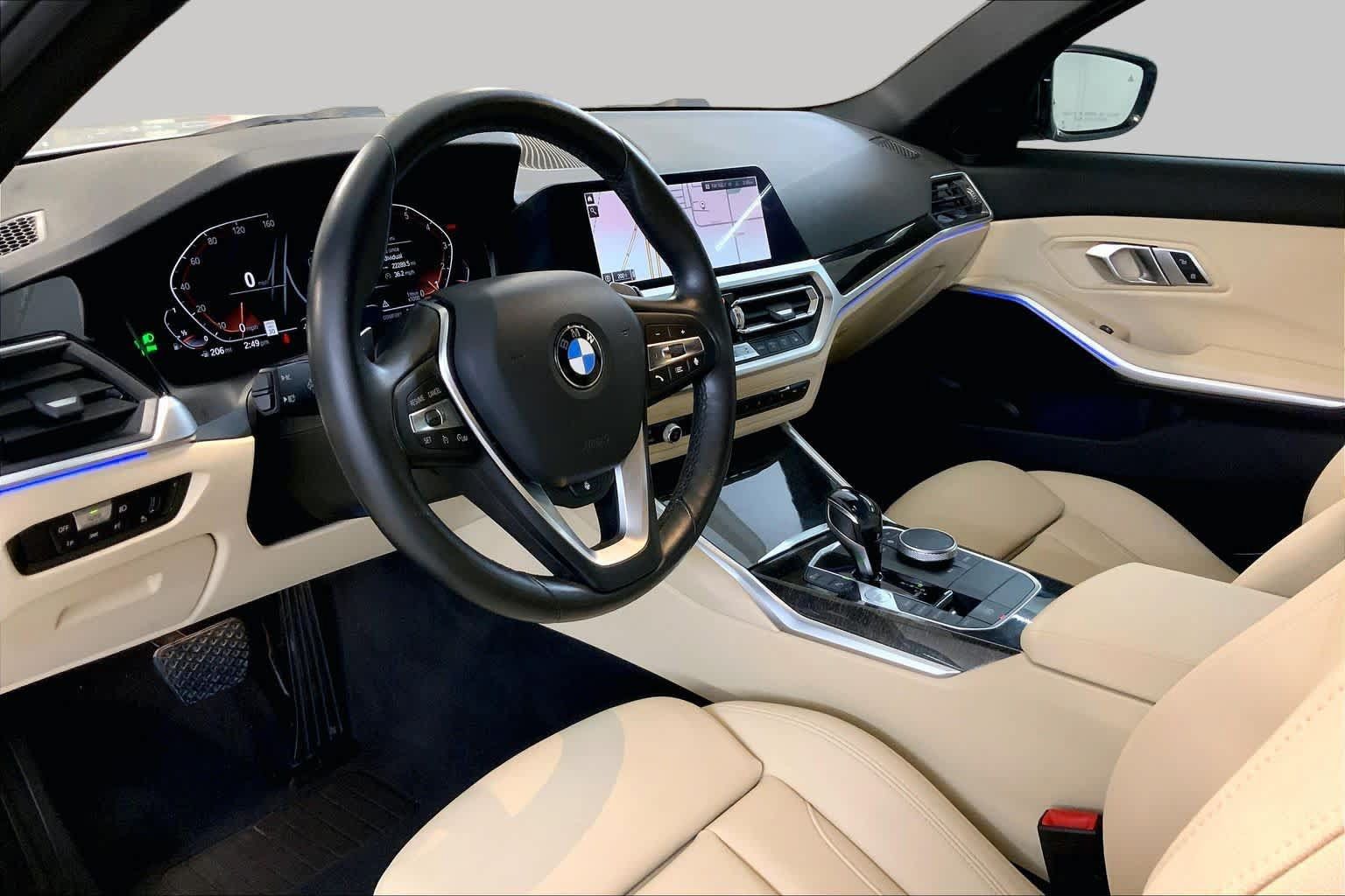 Used 2021 BMW 330i xDrive Sedan w/ Convenience Package AWD/4WD image 17
