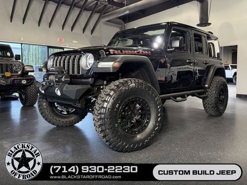 Used 2025 Jeep Wrangler Unlimited Rubicon w/ Convenience Group AWD/4WD image 39