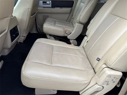 Used 2017 Ford Expedition EL XLT w/ Equipment Group 202A image 16