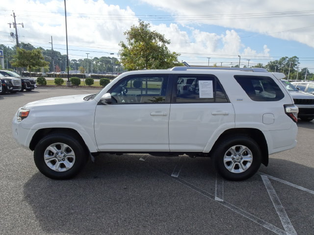 Used 2015 Toyota 4Runner SR5 RWD image 7