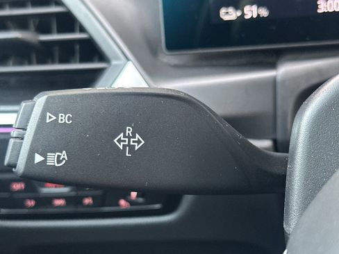 Used 2023 BMW i4 eDrive40 image 31