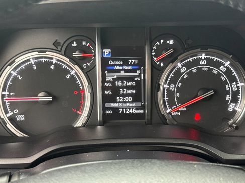 Used 2021 Toyota 4Runner TRD Off-Road Premium AWD/4WD image 25