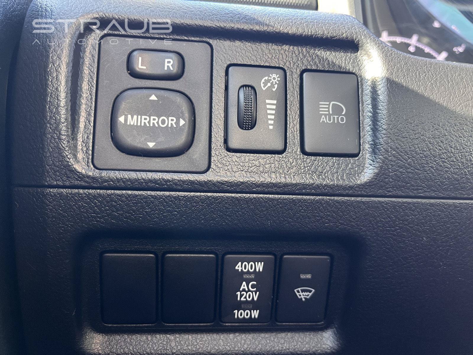 Used 2023 Toyota 4Runner SR5 AWD/4WD image 28