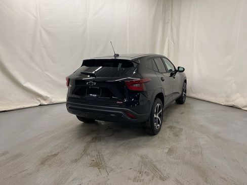 Used 2024 Chevrolet Trax RS w/ Driver Confidence Package image 6