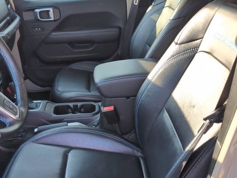 Used 2022 Jeep Wrangler Unlimited Rubicon 4xe w/ Cold Weather Group image 8