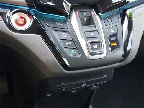 Used 2023 Honda Odyssey Touring image 28