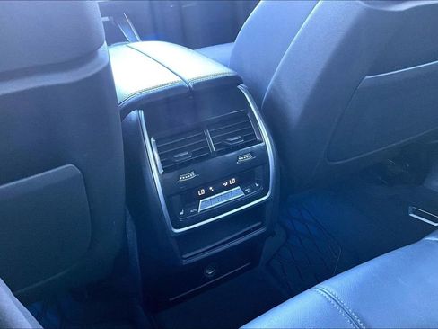 Used 2022 BMW X5 xDrive45e w/ M Sport Package image 14