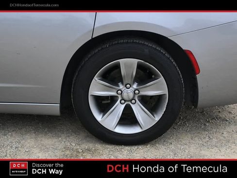 Used 2016 Dodge Charger SXT image 22