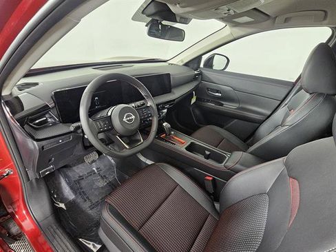 New 2026 Nissan Kicks SR w/ Cold Weather Package image 26