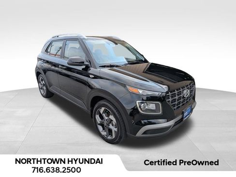 Used 2026 Hyundai Venue SEL FWD image 12