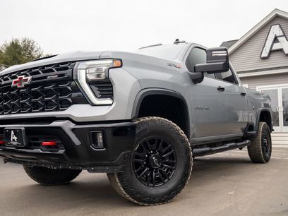 Used 2024 Chevrolet Silverado 2500 ZR2 w/ Technology Package