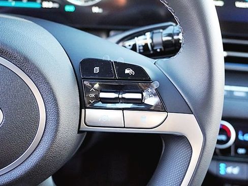 New 2026 Hyundai Elantra Limited image 40