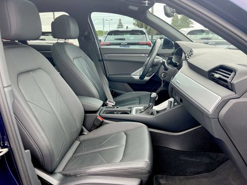 Used 2021 Audi Q3 2.0T Premium w/ 19" Wheel Package AWD/4WD image 21