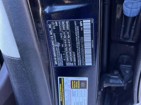 Used 2021 Mercedes-Benz GLE 350 4MATIC image 35