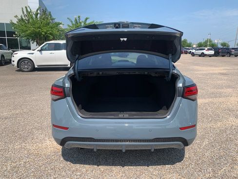 Used 2025 Nissan Sentra SV FWD image 7