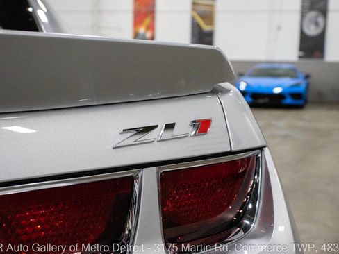 Used 2012 Chevrolet Camaro ZL1 image 30