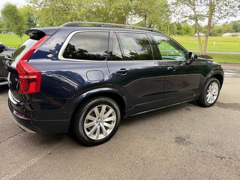 Used 2017 Volvo XC90 T6 Momentum w/ Vision Package AWD/4WD image 7