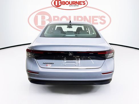 Used 2025 Honda Accord SE image 8