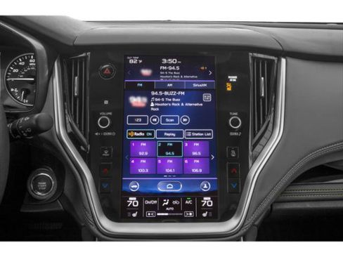 Used 2020 Subaru Outback Onyx Edition XT w/ Popular Package #2 AWD/4WD image 13