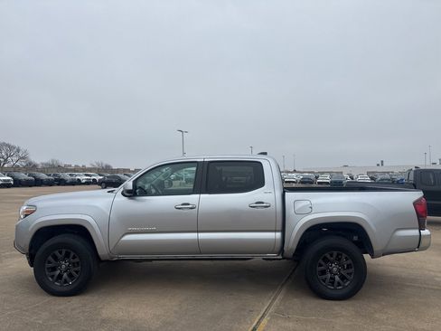 Used 2023 Toyota Tacoma SR5 image 10