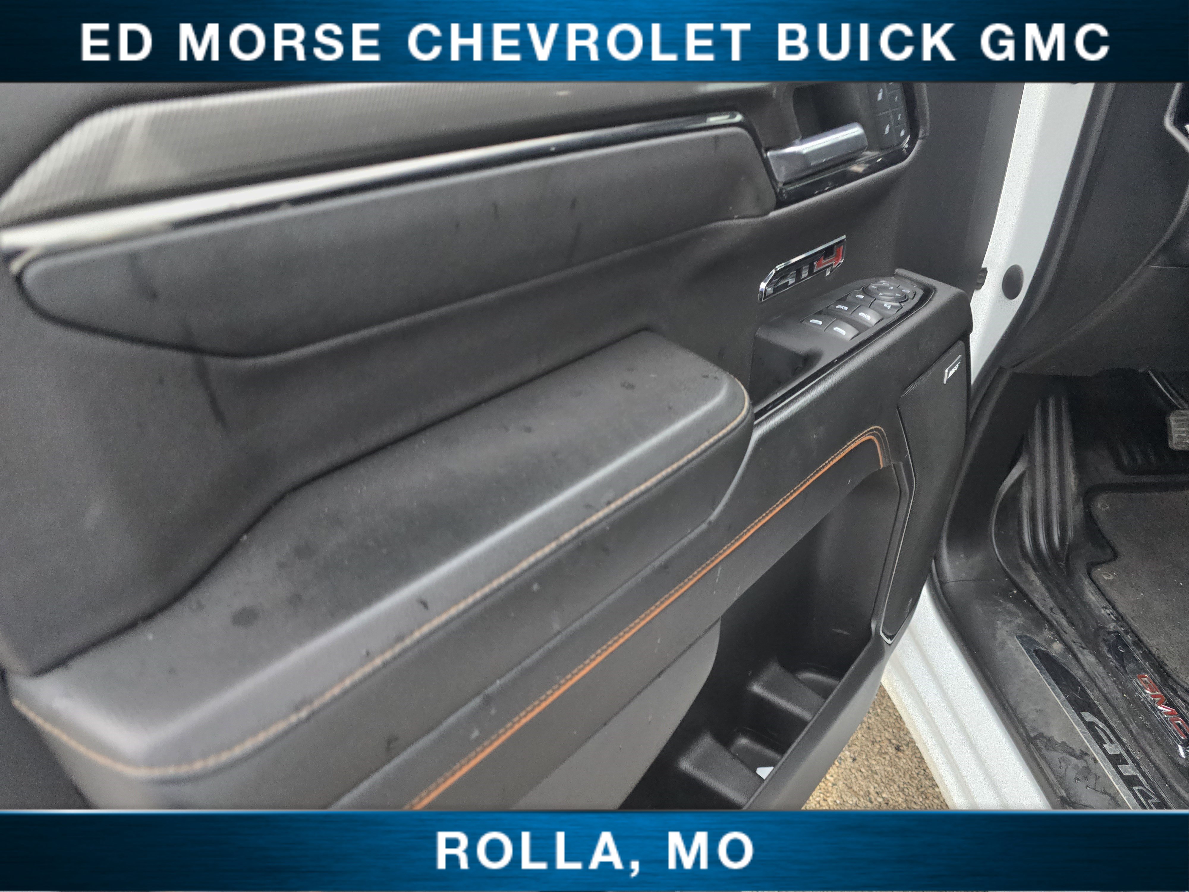 Used 2022 GMC Sierra 1500 AT4 w/ AT4 Premium Package AWD/4WD image 15