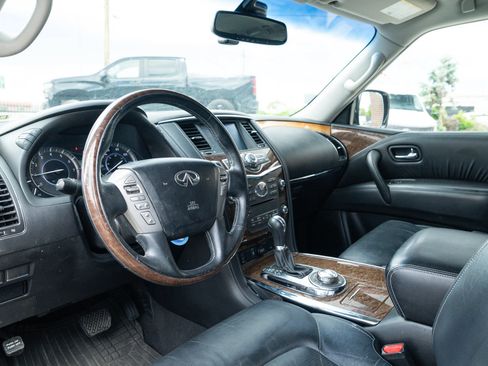 Used 2017 INFINITI QX80 4WD image 16